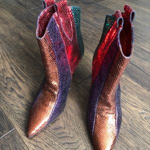 Italian made Vero Cuioio sequin Booties